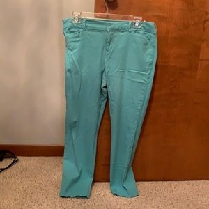 Old Navy ankle women’s size 12 jeans